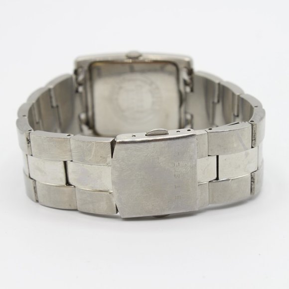 VINTAGE GUESS SQUARE FACE STAINLESS STEEL WATER RESISTANT CLASSIC WATCH G85670G - Picture 6 of 7